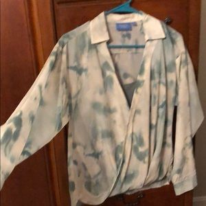 Women’s blouse